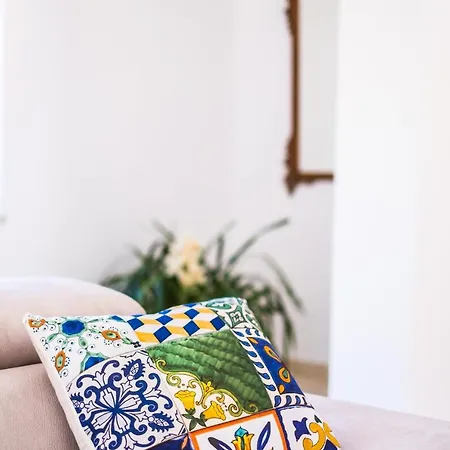 بيت للعطل Mediterranean House سورينتو